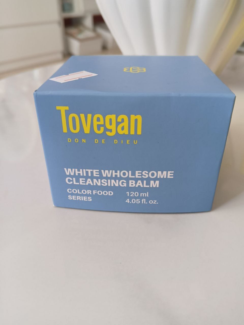 WHITE WHOLESOME CLEANSING BALM
